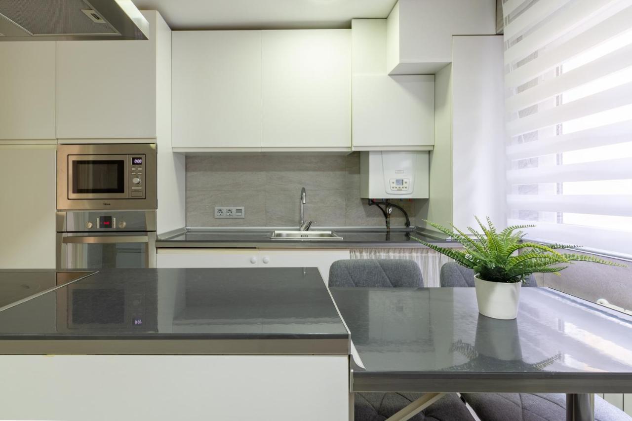 Ah King Size Apartment Vut5461As Oviedo Esterno foto